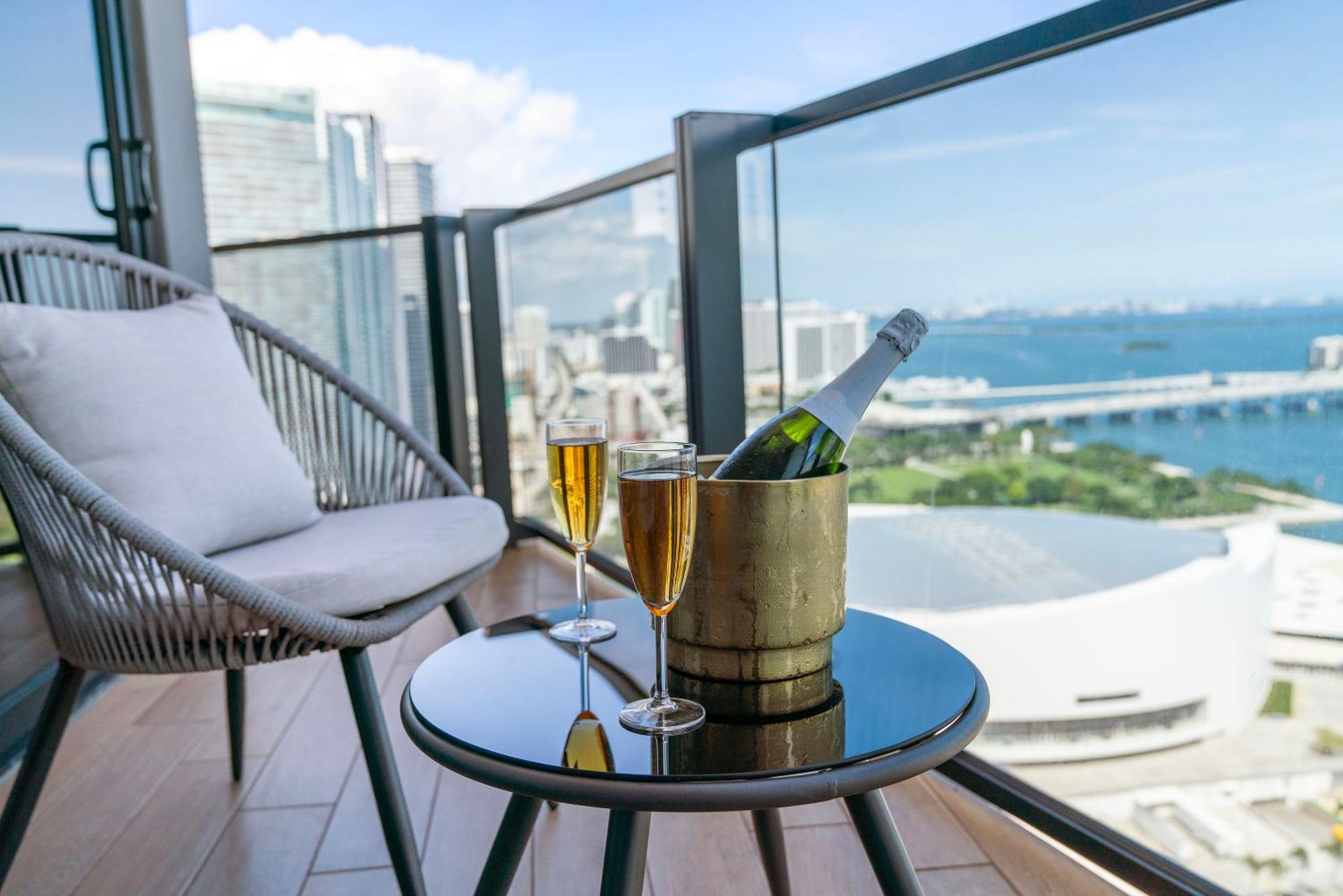 Downtown By Miami Vacation Rentals Екстериор снимка